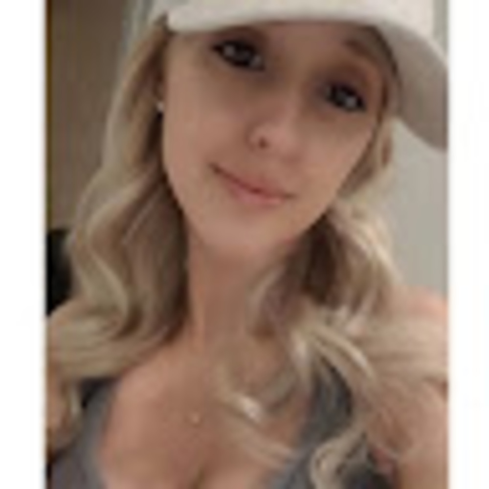 Meet your Posher, Gina nicole